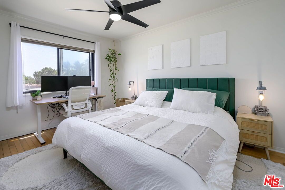 Bedroom, Home Office, Interior, Wood Texture Flooring