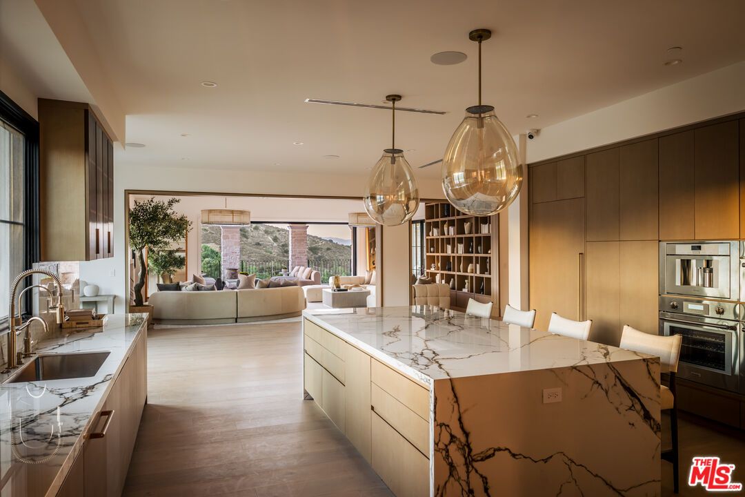 Interior, Kitchen, Living room, Pendant Lights, Recessed Lighting, Stainless Steel Appliances, Wood Texture Flooring