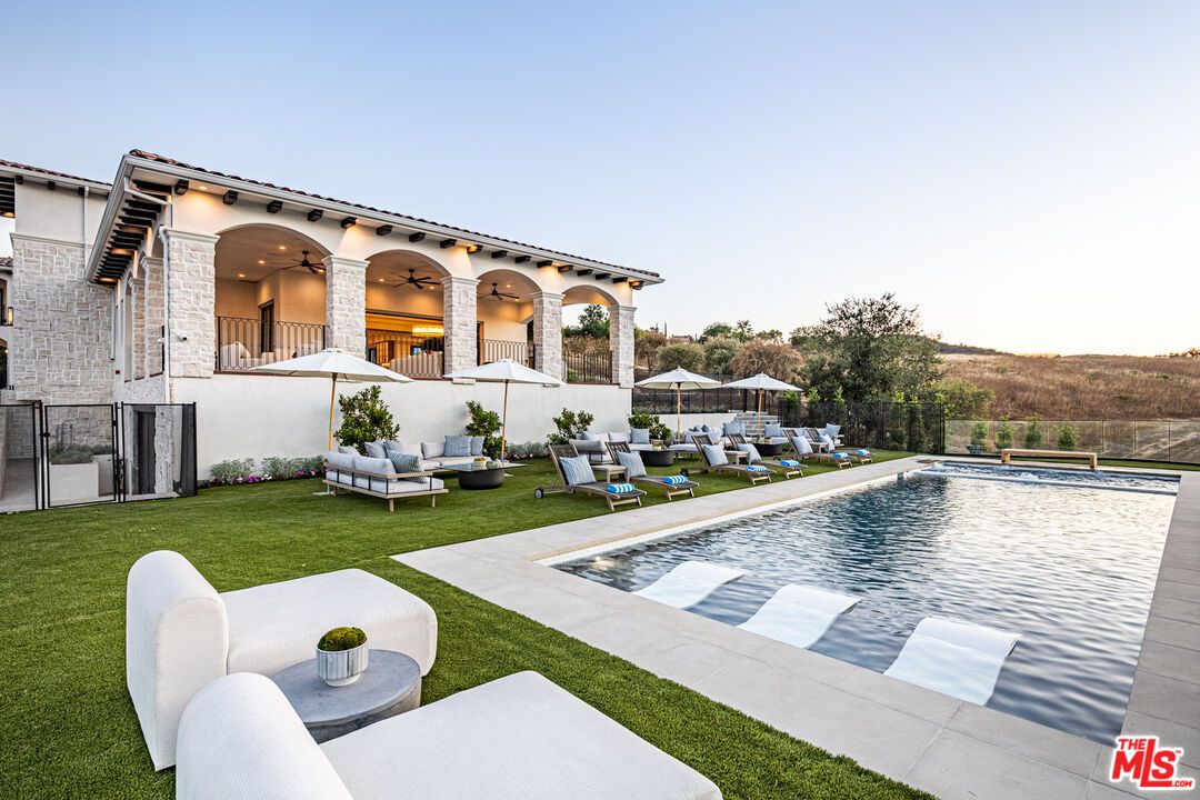 Backyard, Exterior, Pool