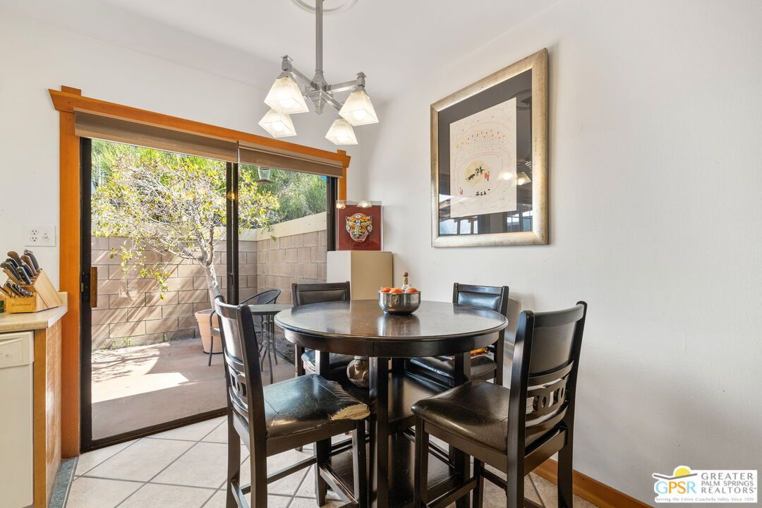 Dining room, Interior, Pendant Lights