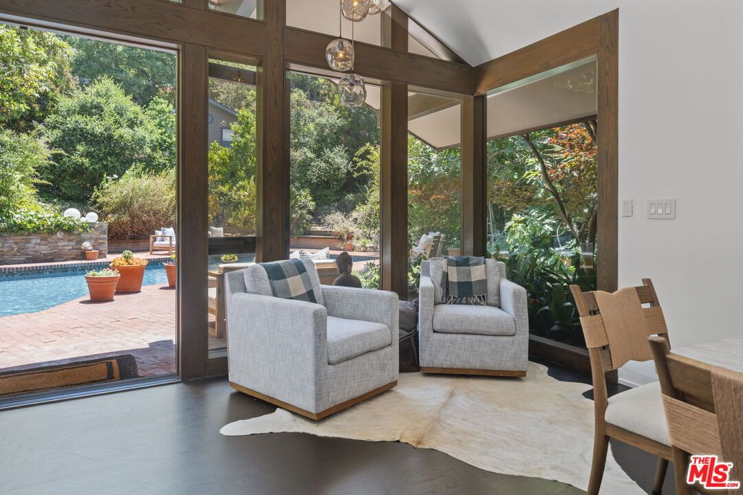 Interior, Pool, Sun Room