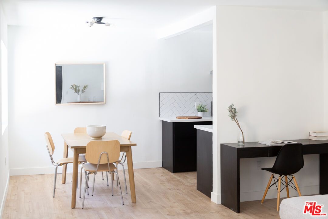Dining room, Interior, Wood Texture Flooring