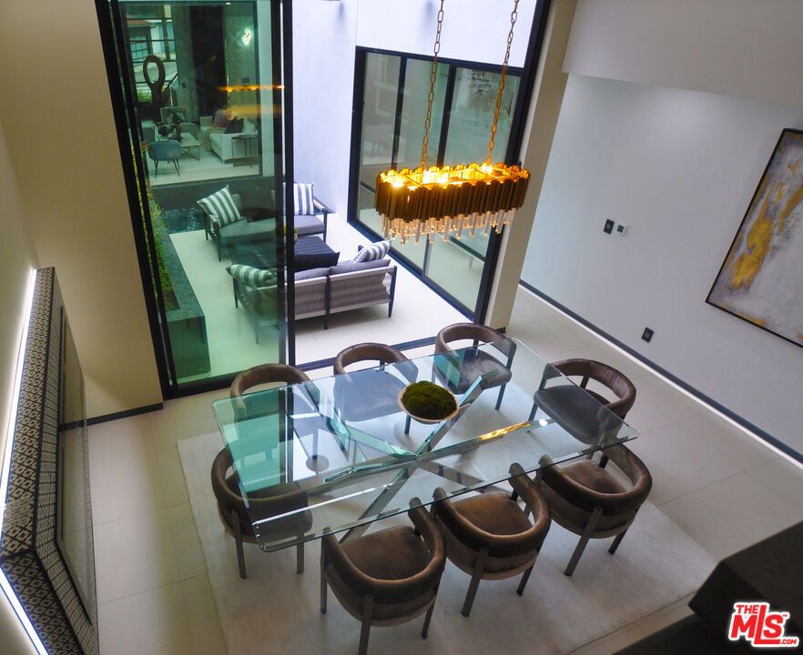 Dining room, Interior