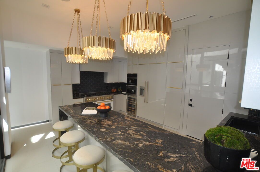 Interior, Kitchen, Pendant Lights, Stainless Steel Appliances