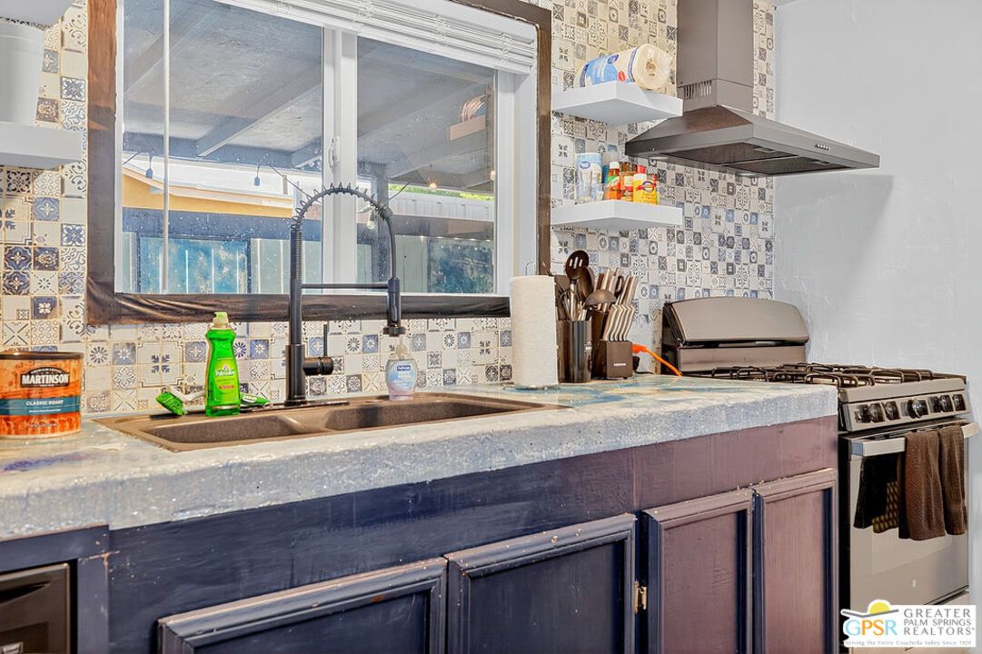 Interior, Kitchen