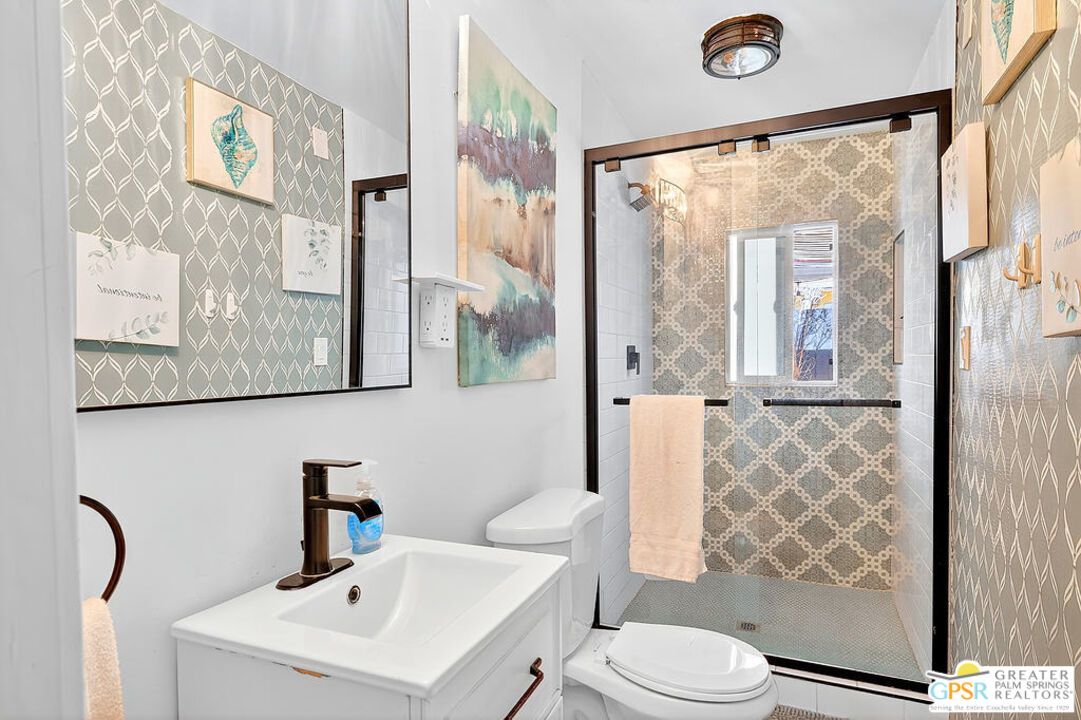 Bathroom, Interior