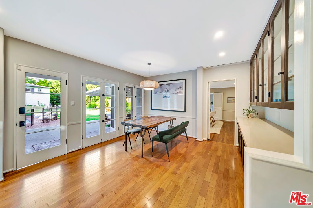 Dining room, Interior, Pendant Lights, Recessed Lighting, Wood Texture Flooring