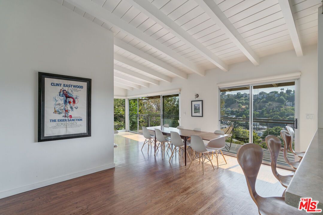 Dining room, Interior, Wood Texture Flooring