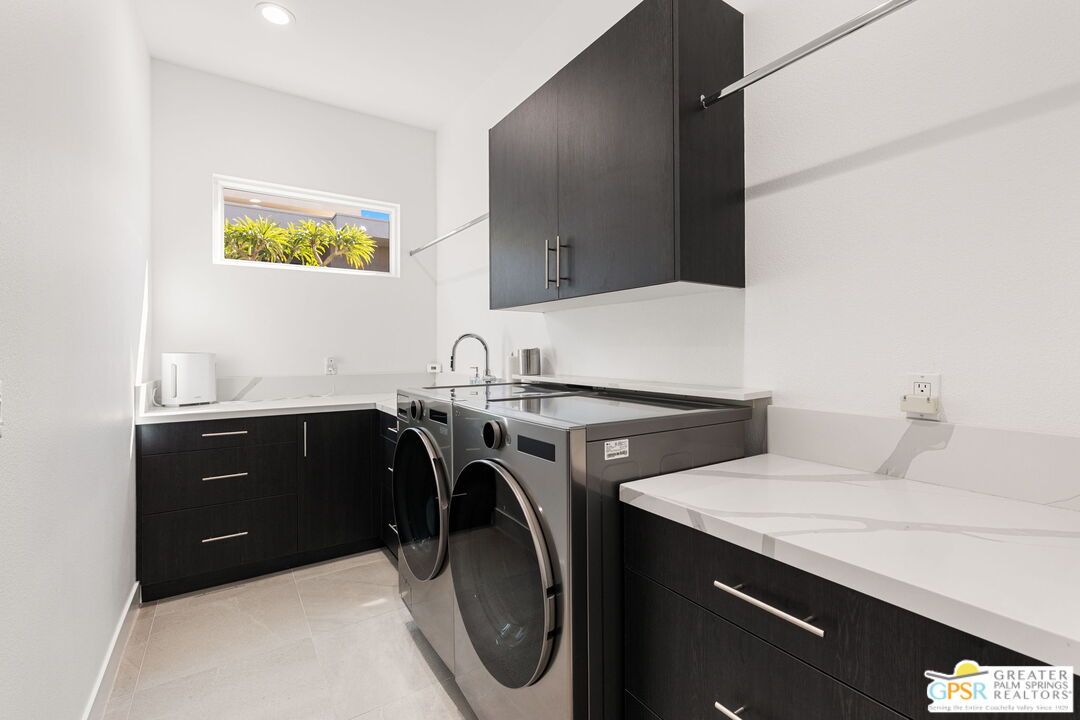 Interior, Recessed Lighting, Washer