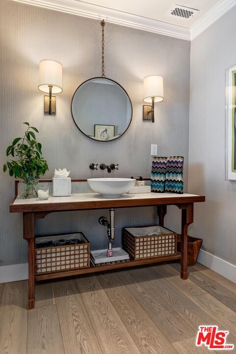 Bathroom, Interior, Wood Texture Flooring