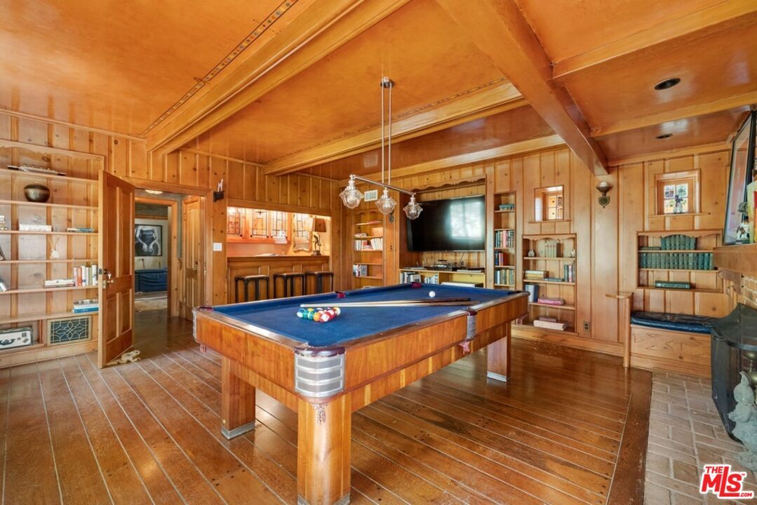 Billiard Table, Game Room, Interior, Pendant Lights, Wooden Beams, Wood Texture Flooring, Wooden Walls