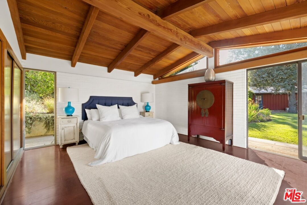Bedroom, Interior, Wooden Beams, Wooden Ceilings, Wood Texture Flooring