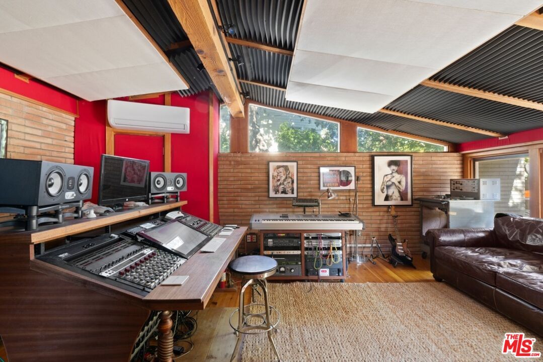 Home Office, Interior, Wood Texture Flooring, Wooden Walls
