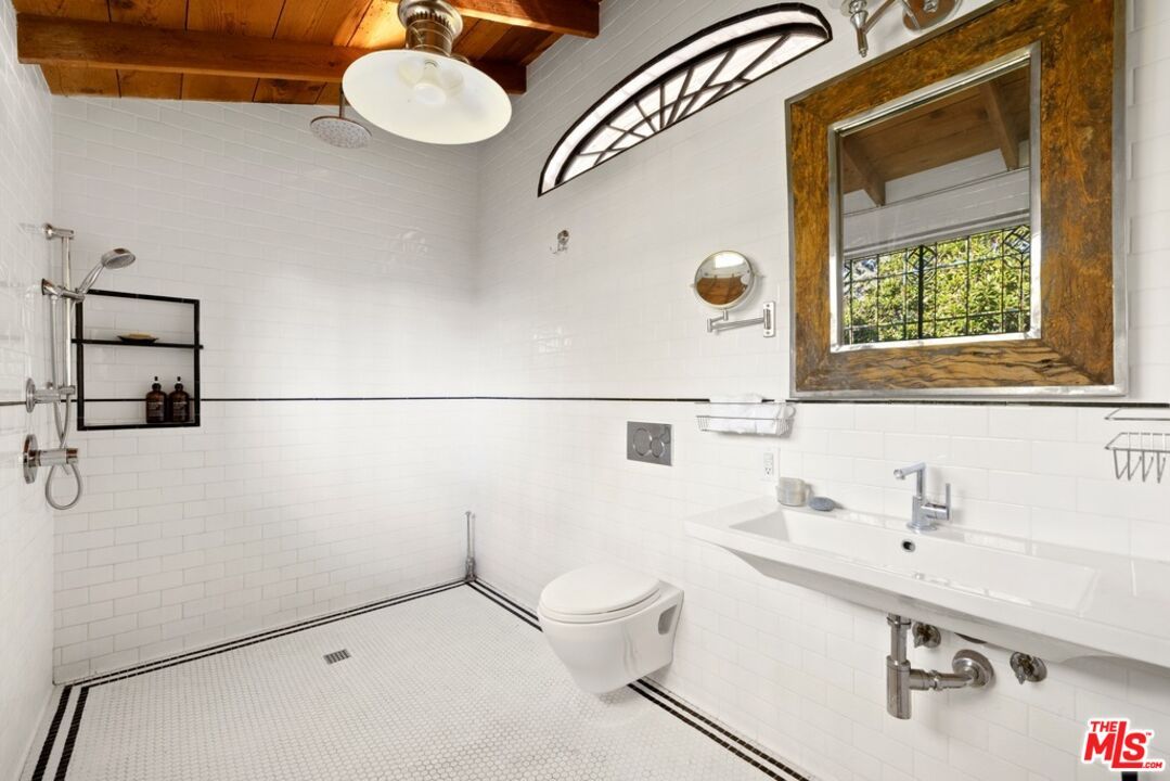 Bathroom, Interior, Wooden Beams, Wooden Ceilings