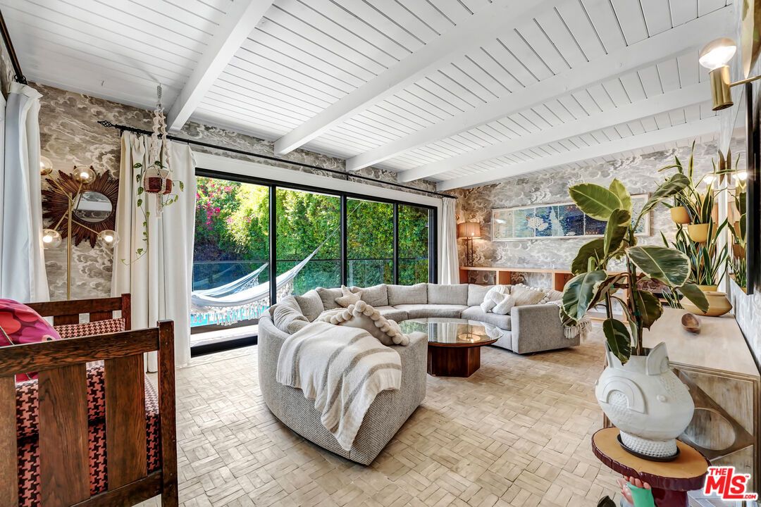 Interior, Living room, Stone Walls