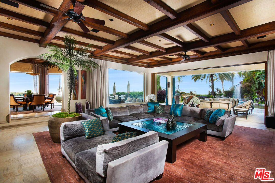 Dining room, Interior, Living room, Recessed Lighting, Wooden Beams, Wooden Ceilings, Wood Texture Flooring