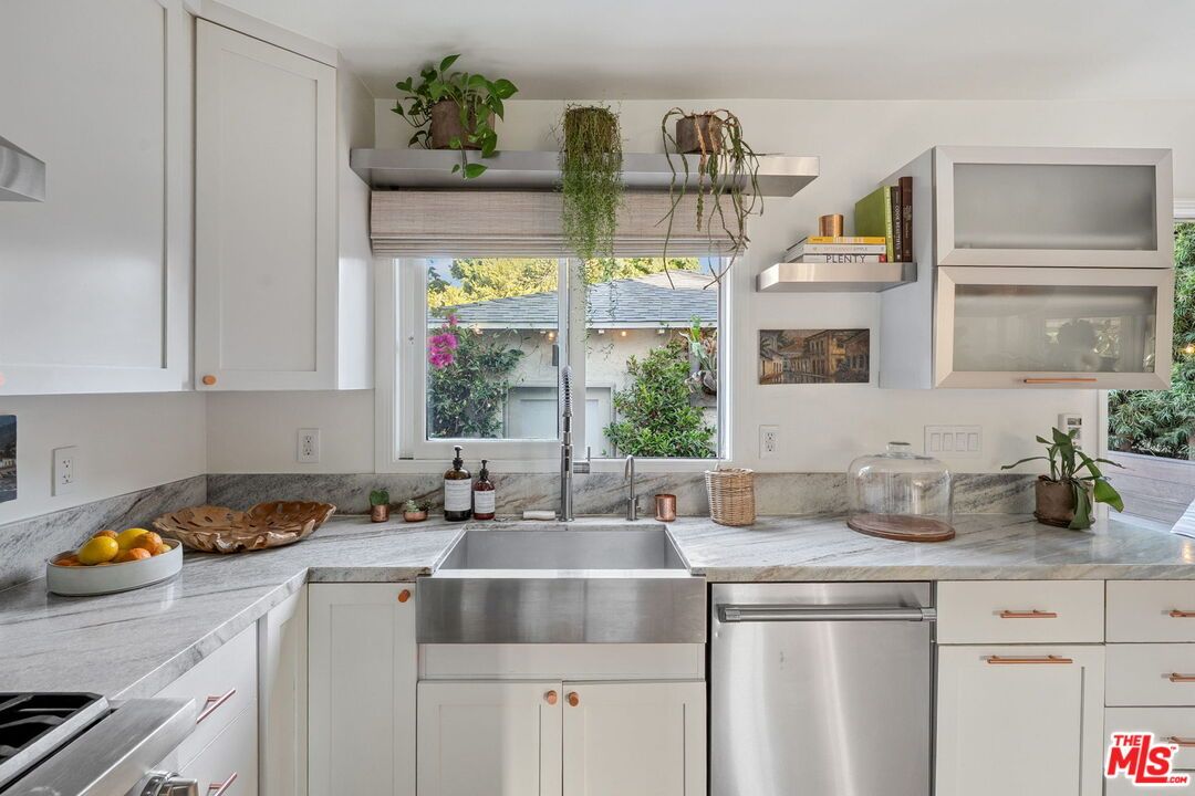 Interior, Kitchen, Stainless Steel Appliances