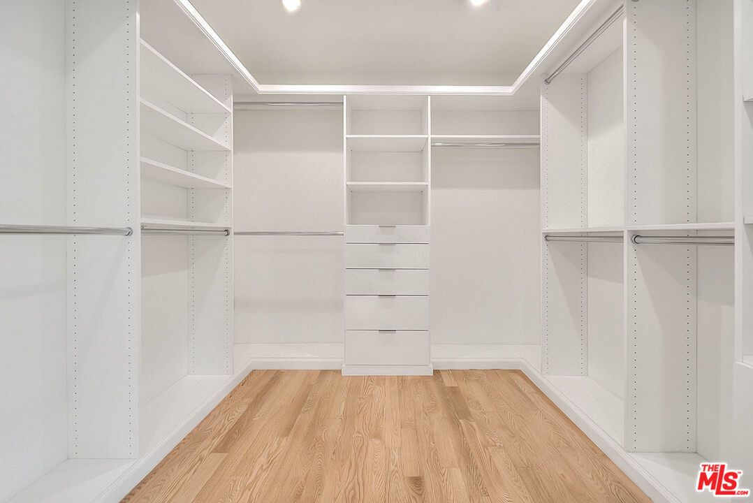 Interior, Recessed Lighting, Walk-in Closets, Wood Texture Flooring