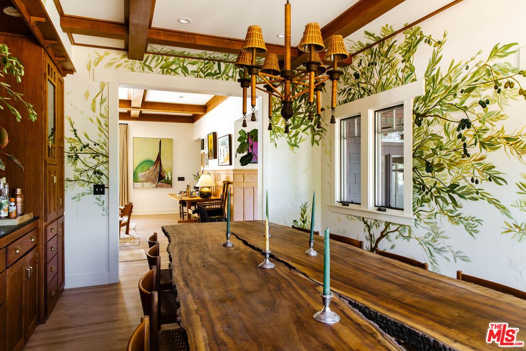 Dining room, Interior, Recessed Lighting, Wooden Beams, Wood Texture Flooring