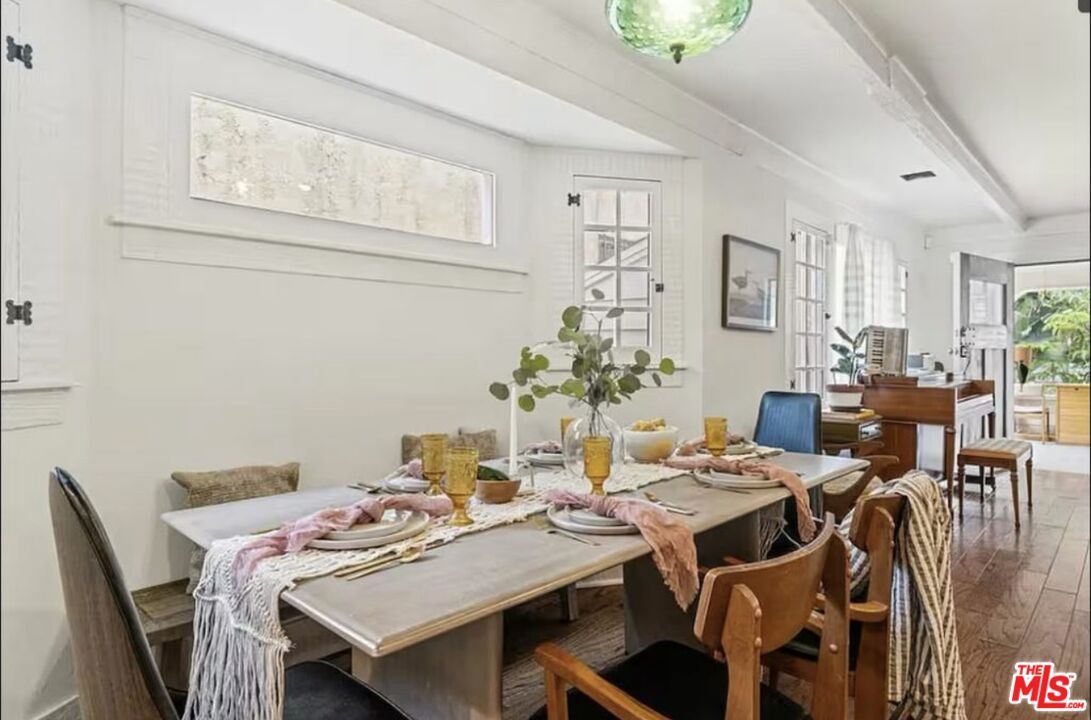Dining room, Interior, Piano, Wood Texture Flooring