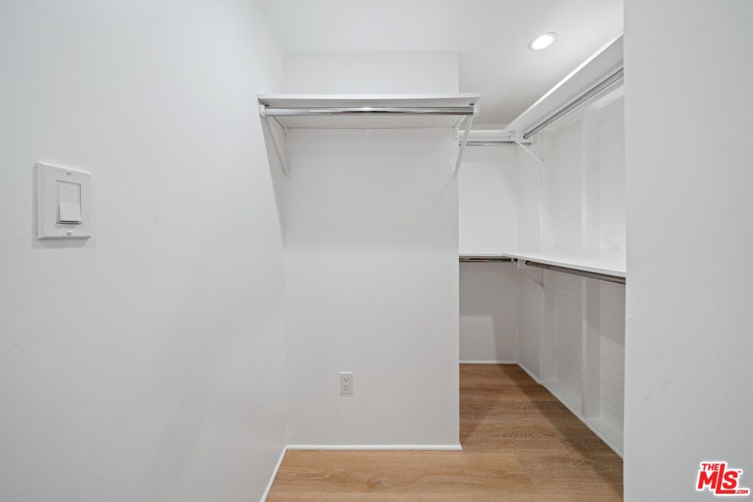 Interior, Recessed Lighting, Walk-in Closets, Wood Texture Flooring