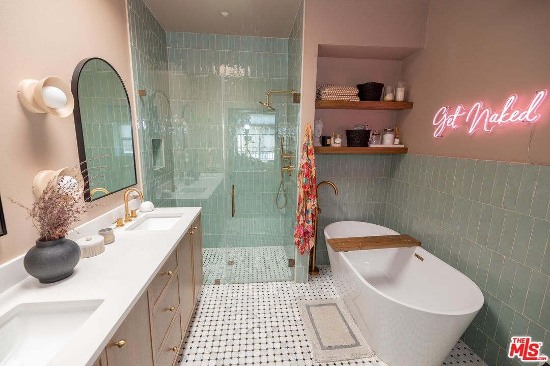 Bathroom, Dual Sink Vanities, Free Standing Baths, Glass Shower, Interior, Recessed Lighting