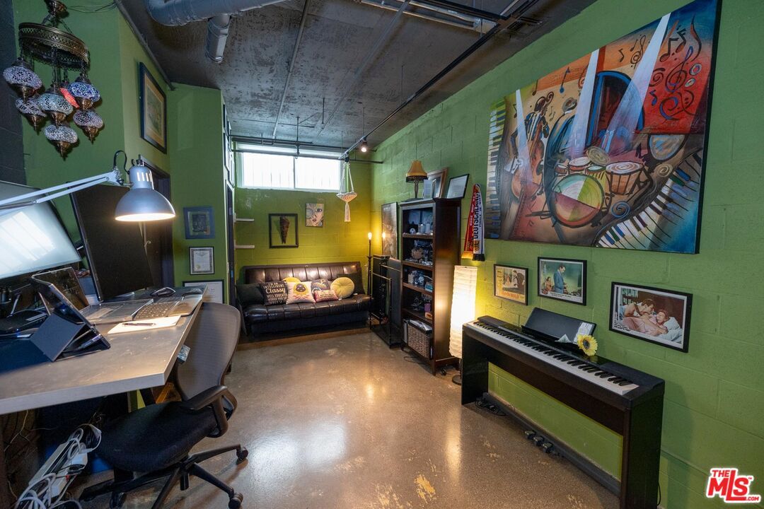 Home Office, Interior, Piano