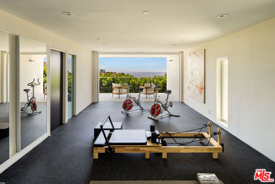 Fitness Equipment, Interior, Recessed Lighting