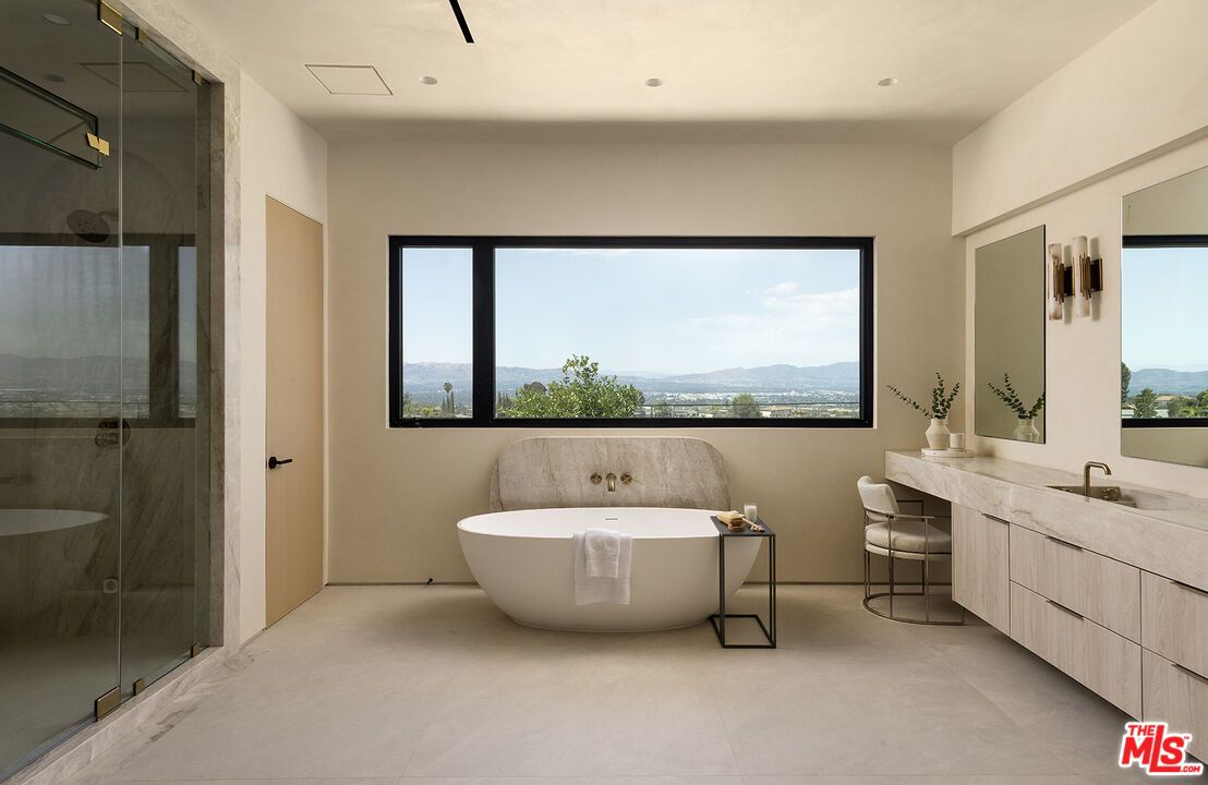 Bathroom, Free Standing Baths, Glass Shower, Interior, Recessed Lighting