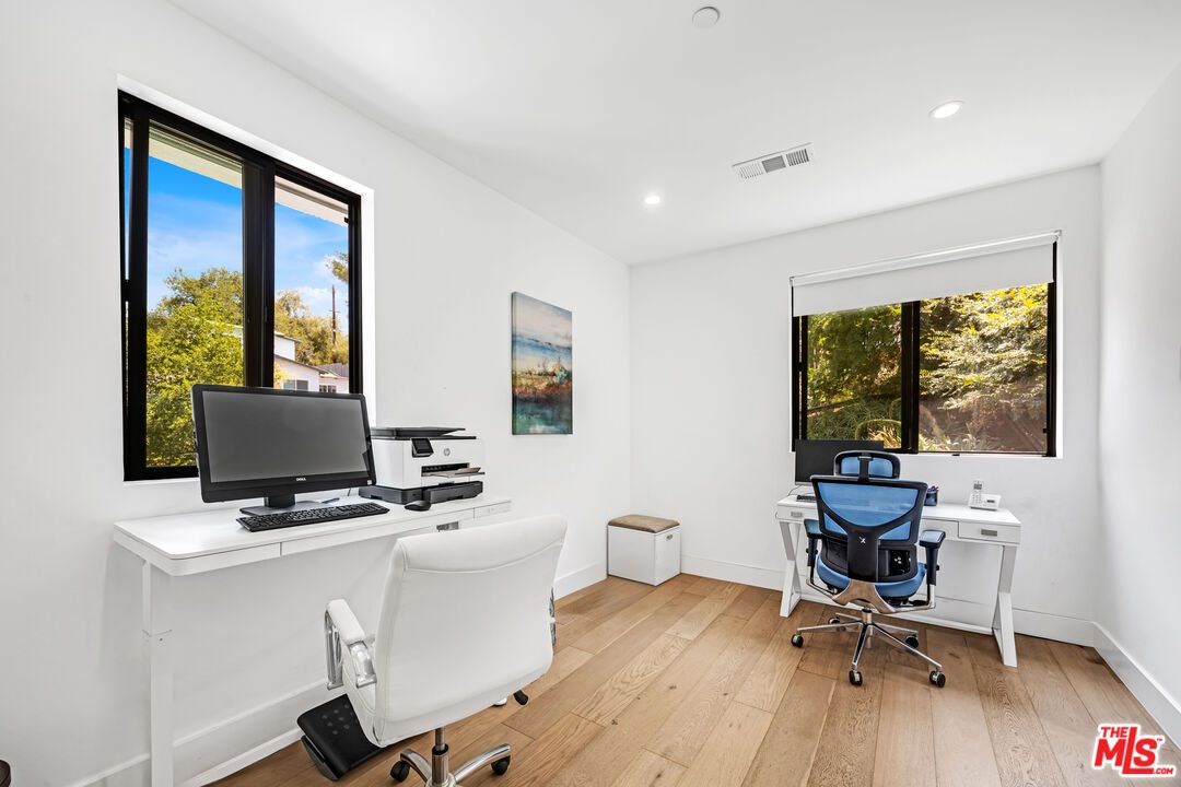 Home Office, Interior, Recessed Lighting, Wood Texture Flooring