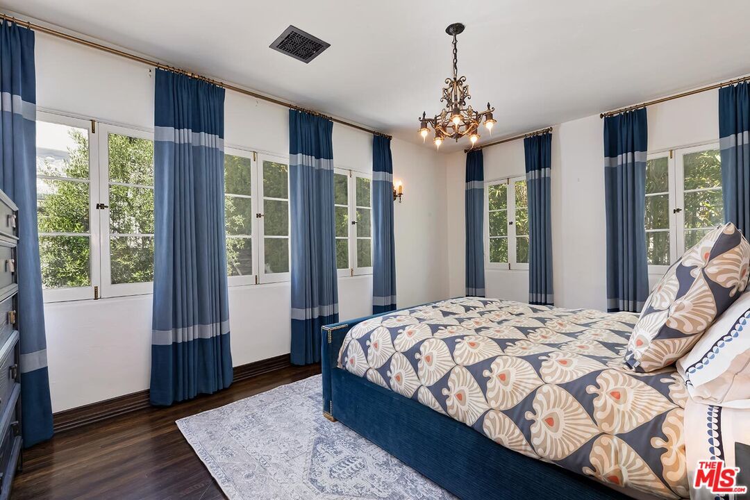 Bedroom, Chandelier, Interior, Pendant Lights, Wood Texture Flooring