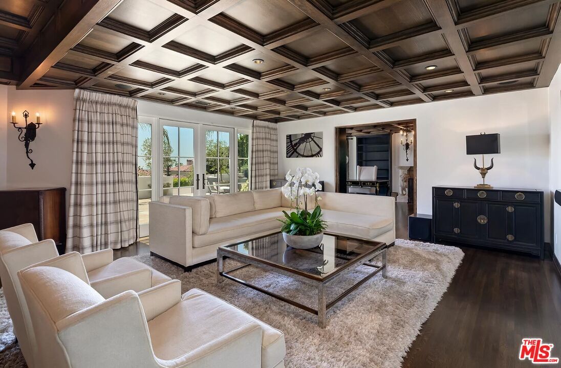 Interior, Living room, Recessed Lighting, Wooden Beams, Wooden Ceilings, Wood Texture Flooring