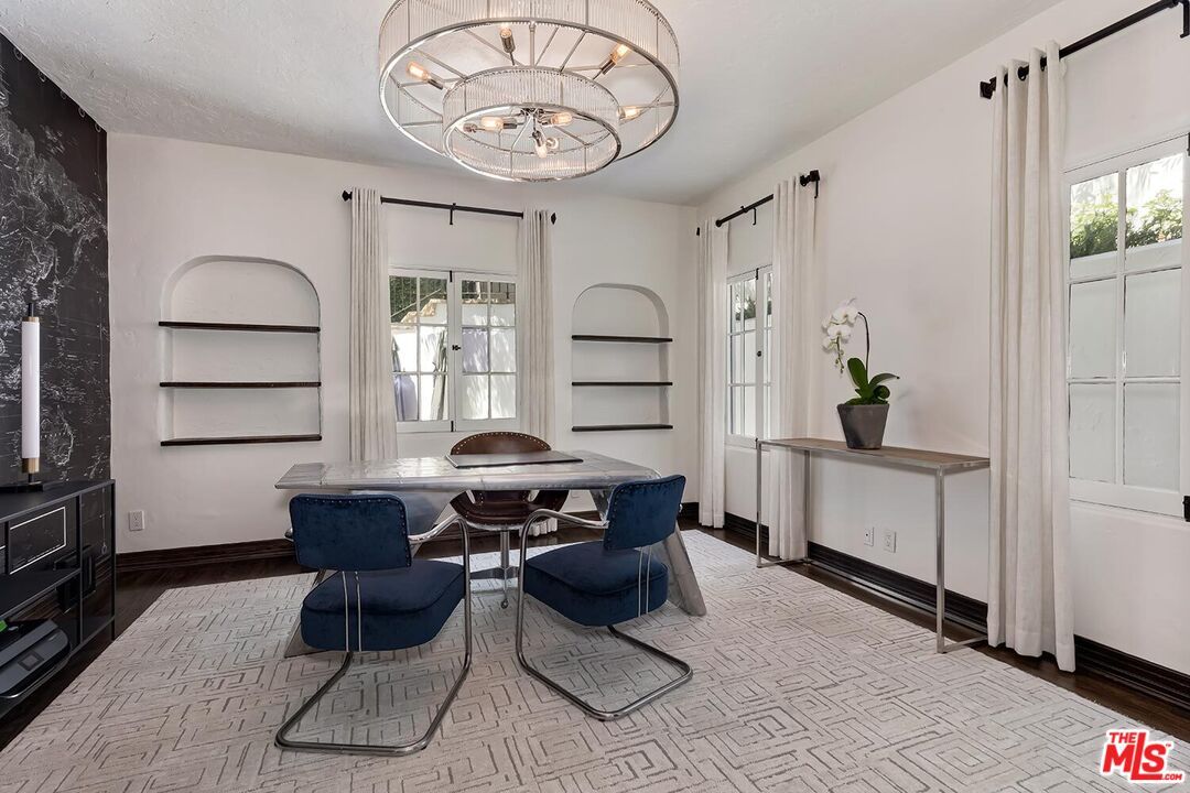 Chandelier, Dining room, Interior, Wood Texture Flooring