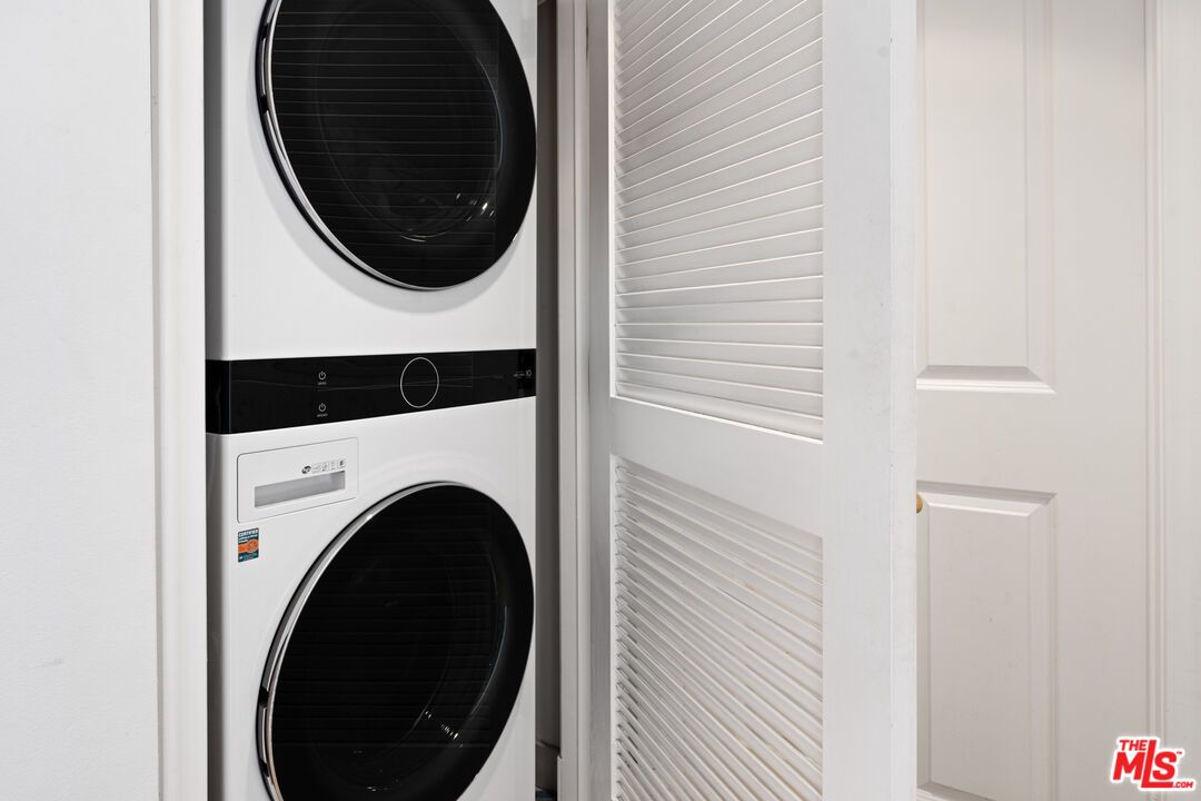 Interior, Utility Closets, Washer