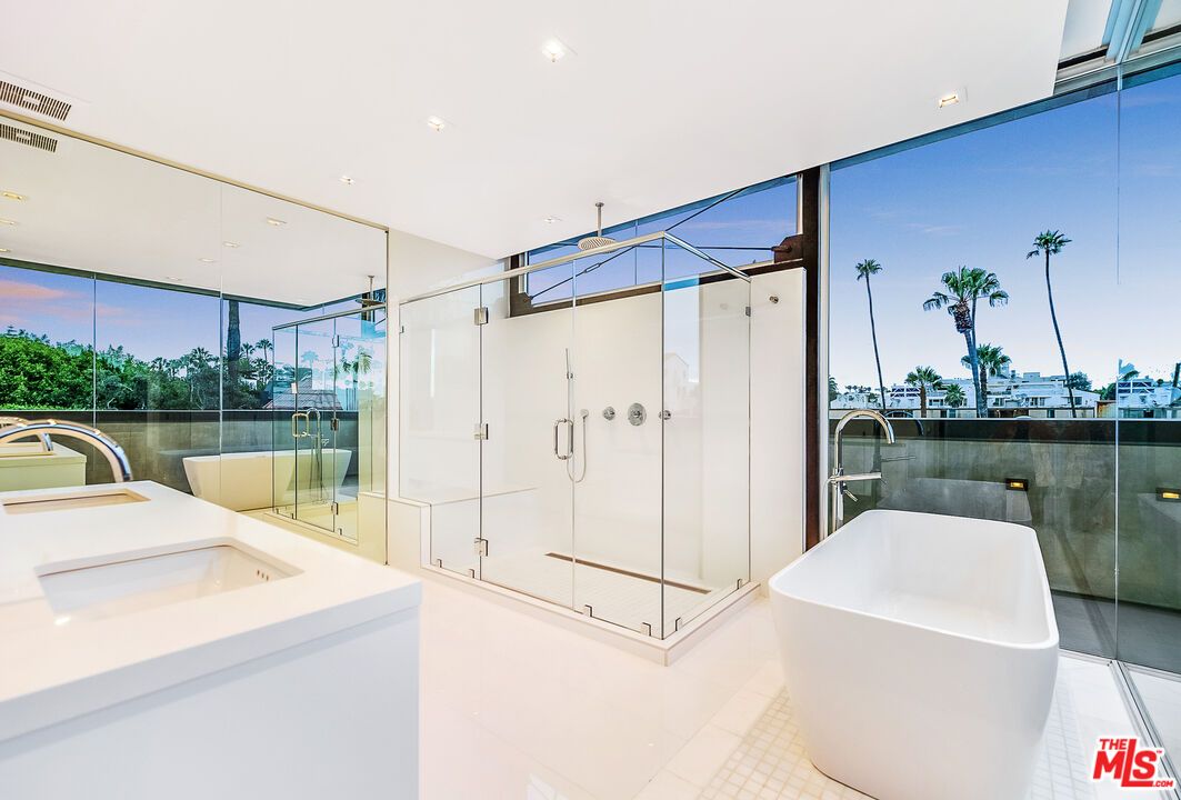 Bathroom, Dual Sink Vanities, Free Standing Baths, Glass Shower, Interior, Recessed Lighting