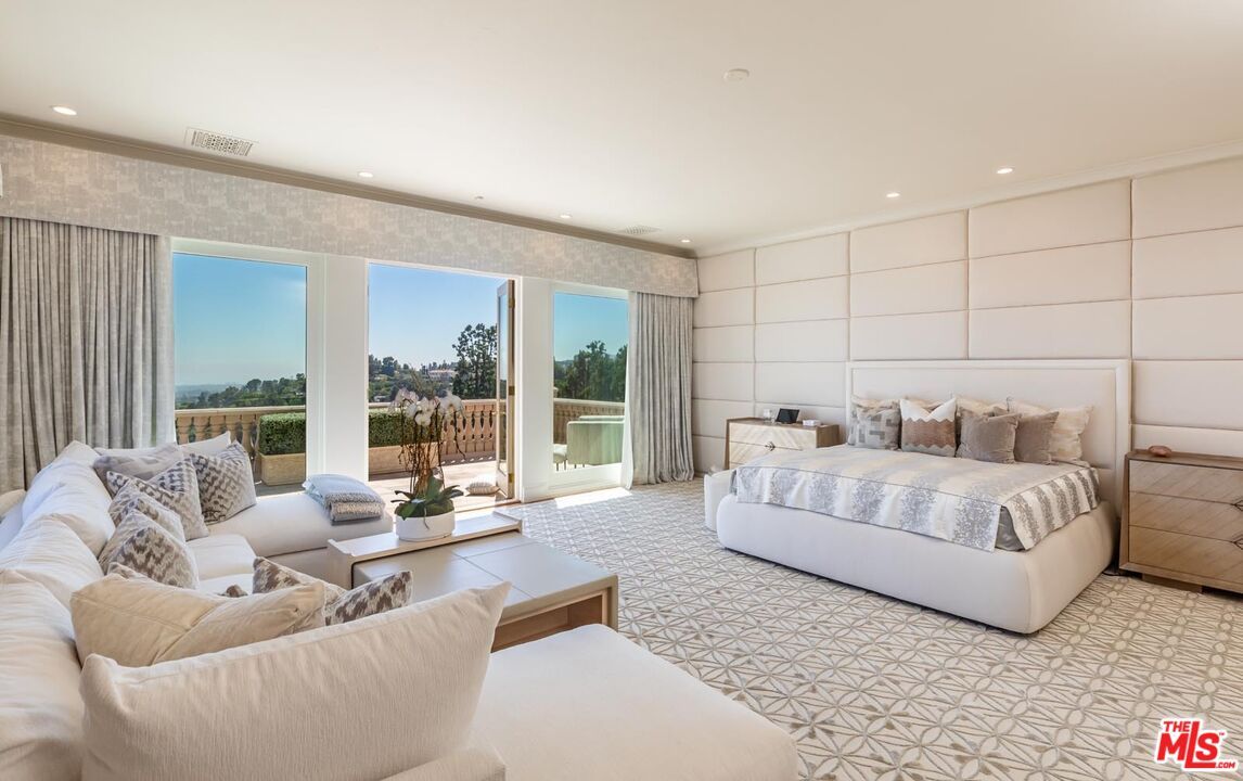Bedroom, Interior, Living room, Recessed Lighting
