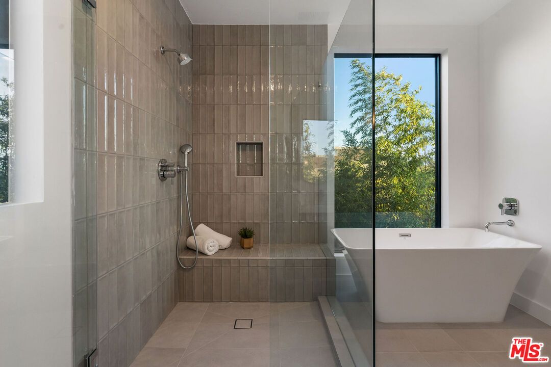 Bathroom, Free Standing Baths, Glass Shower, Interior