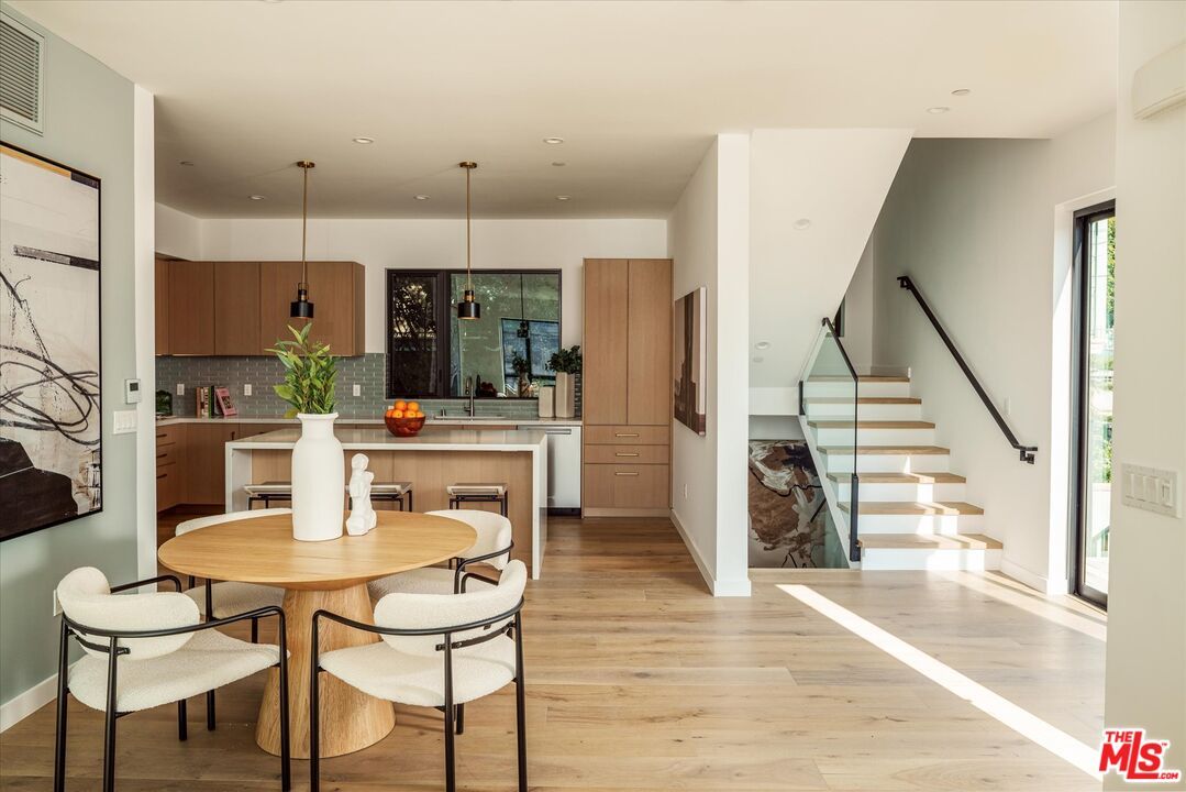 Dining room, Interior, Kitchen, Pendant Lights, Recessed Lighting, Wood Texture Flooring