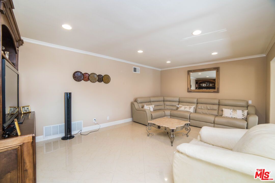 Interior, Living room, Marble, Recessed Lighting