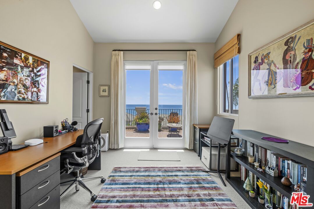 Home Office, Interior, Recessed Lighting, Water
