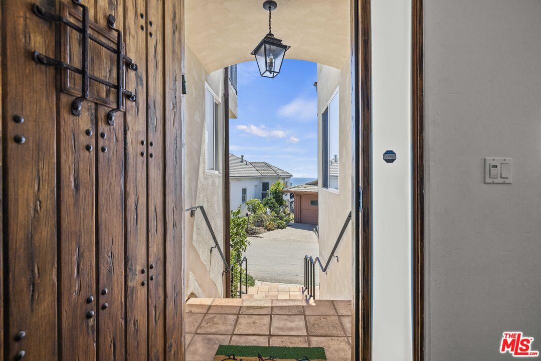 Exterior, Interior, Pendant Lights
