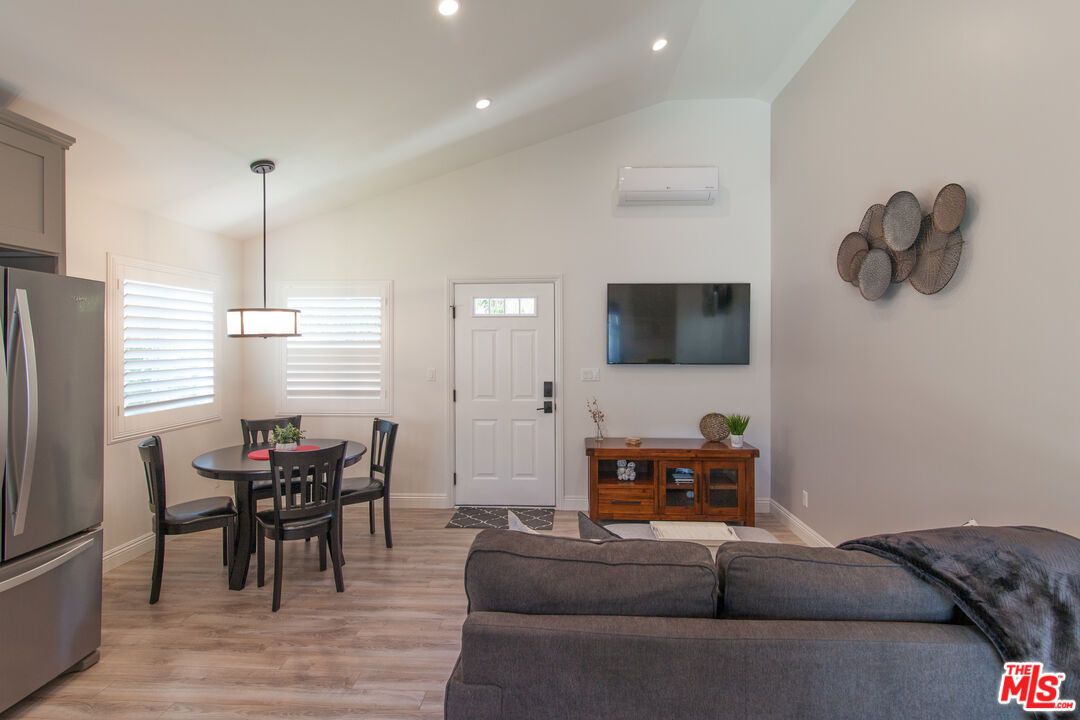 Dining room, Interior, Kitchen, Living room, Pendant Lights, Recessed Lighting, Wood Texture Flooring