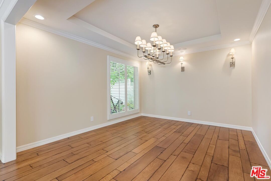Chandelier, Empty room, Interior, Recessed Lighting, Wood Texture Flooring