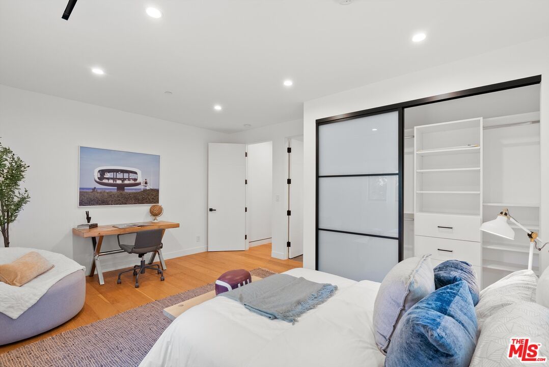 Bedroom, Home Office, Interior, Recessed Lighting, Wood Texture Flooring