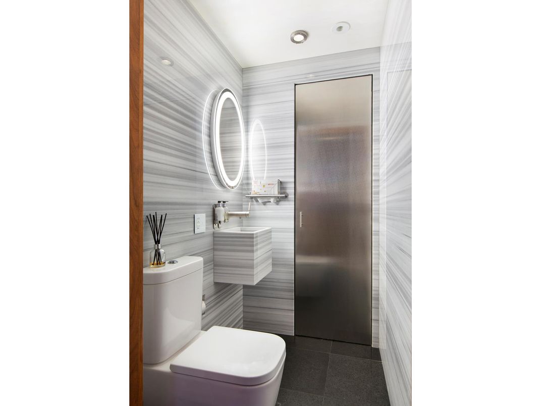 Bathroom, Interior, Recessed Lighting