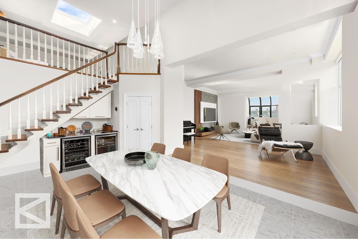 Dining room, Interior, Living room, Pendant Lights, Recessed Lighting, Wood Texture Flooring