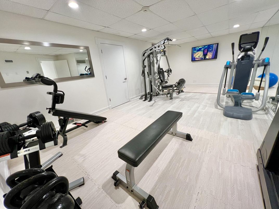 Fitness Equipment, Interior, Recessed Lighting, Wood Texture Flooring