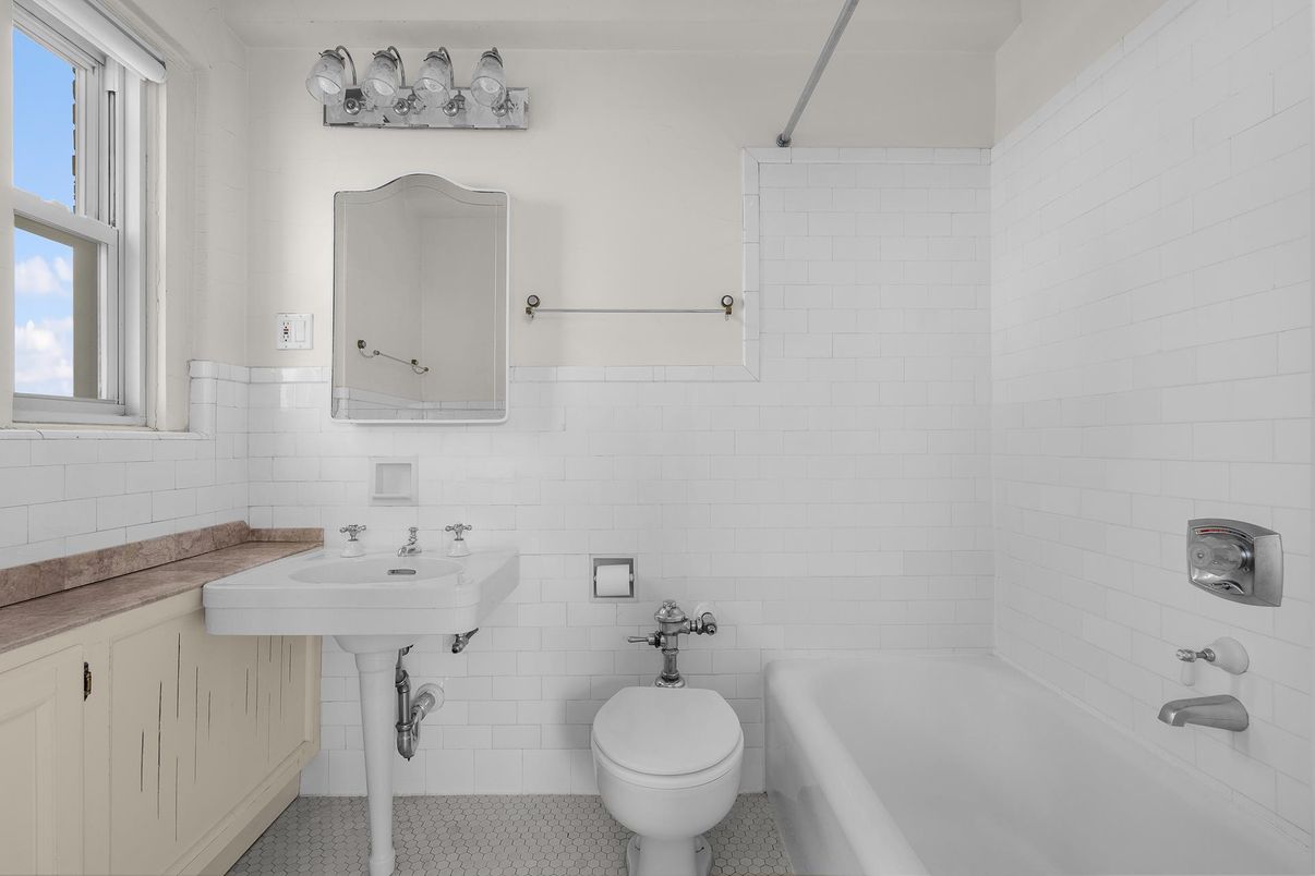 Bathroom, Interior