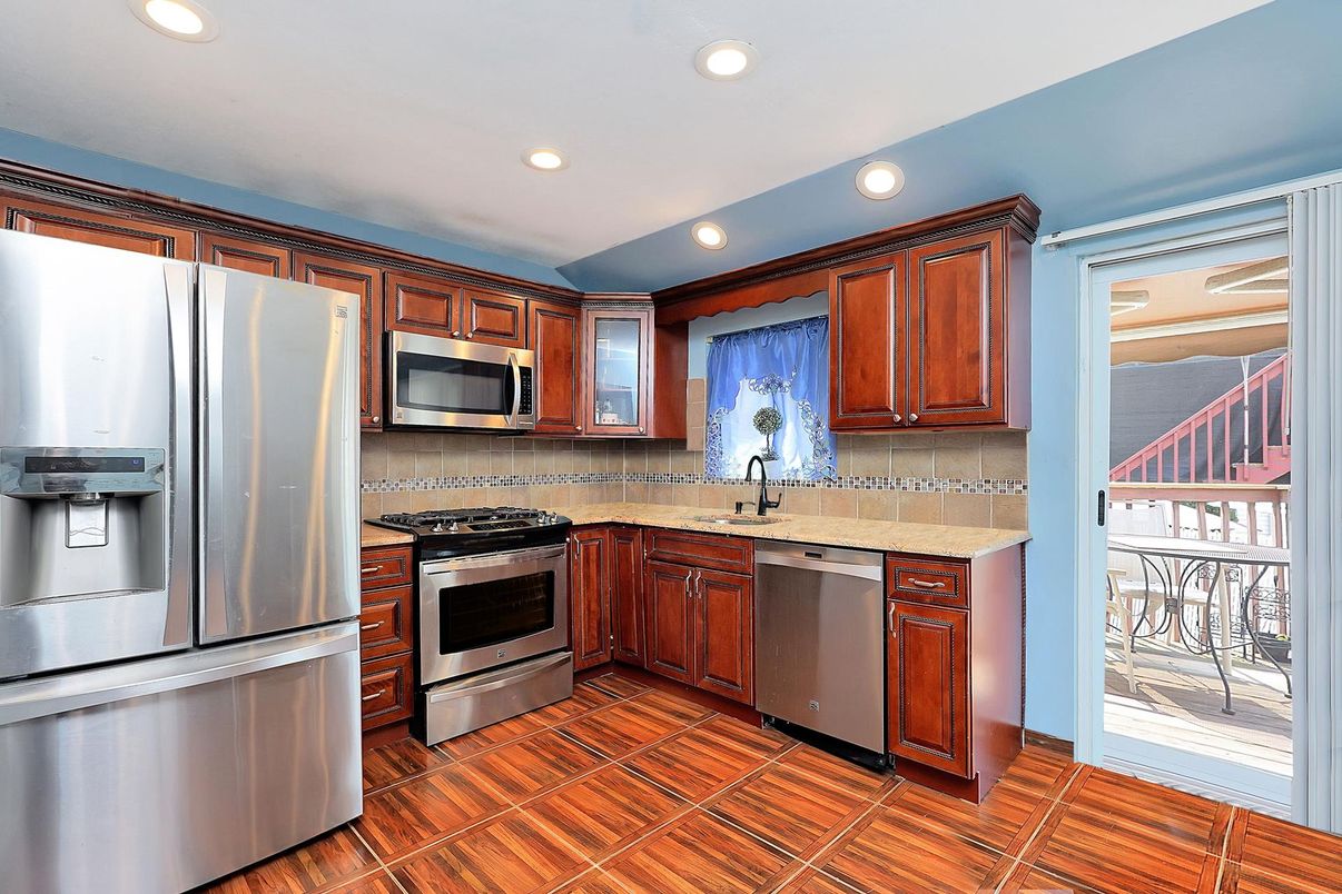 Interior, Kitchen, Recessed Lighting, Stainless Steel Appliances