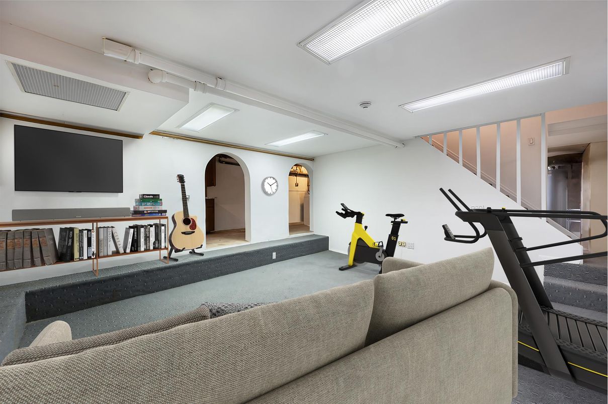 Fitness Equipment, Interior, Recessed Lighting